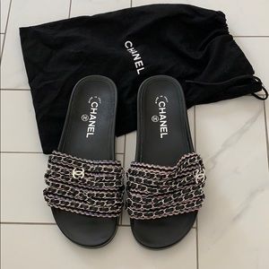 Chanel chain slides authentic
